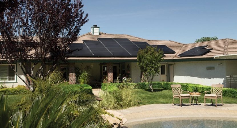 solary słoneczne na dachu